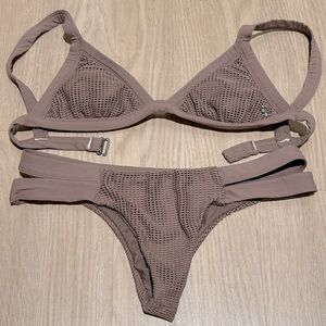 Billabong textured tan swim bikini